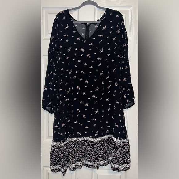Ann Taylor Factory Floral Long Sleeve Flowy Dress Size 16 EUC - Picture 1 of 8